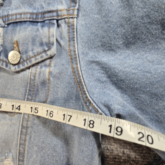 Denim blvd jean jacket Distressed SZ S - Picture 4 of 6
